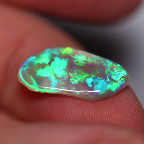le crystal クォーツ腕時計　Australian opal A995 le crystal クォーツ腕時計 Australian opal A995
