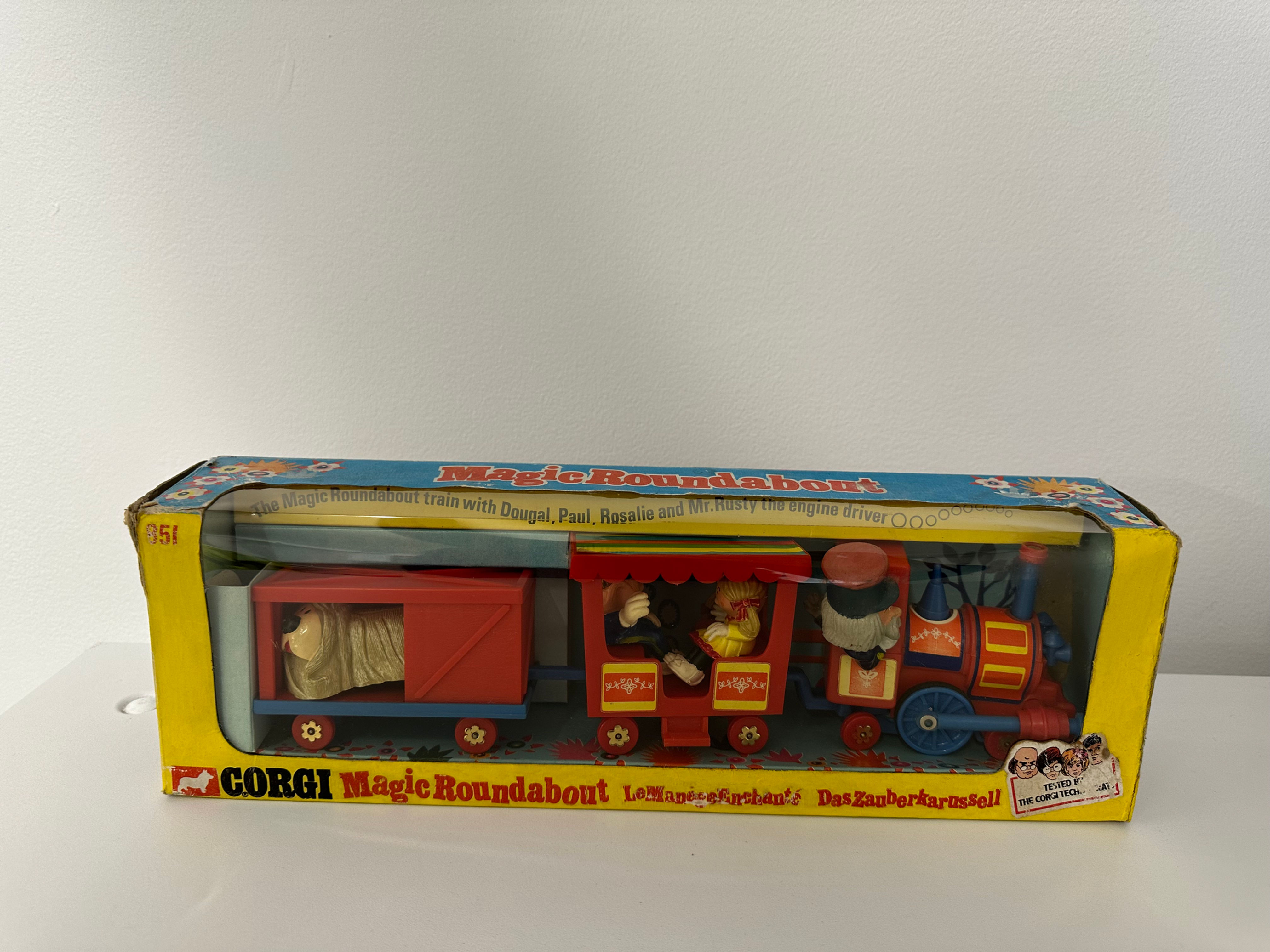 Magic Roundabout No 851-001