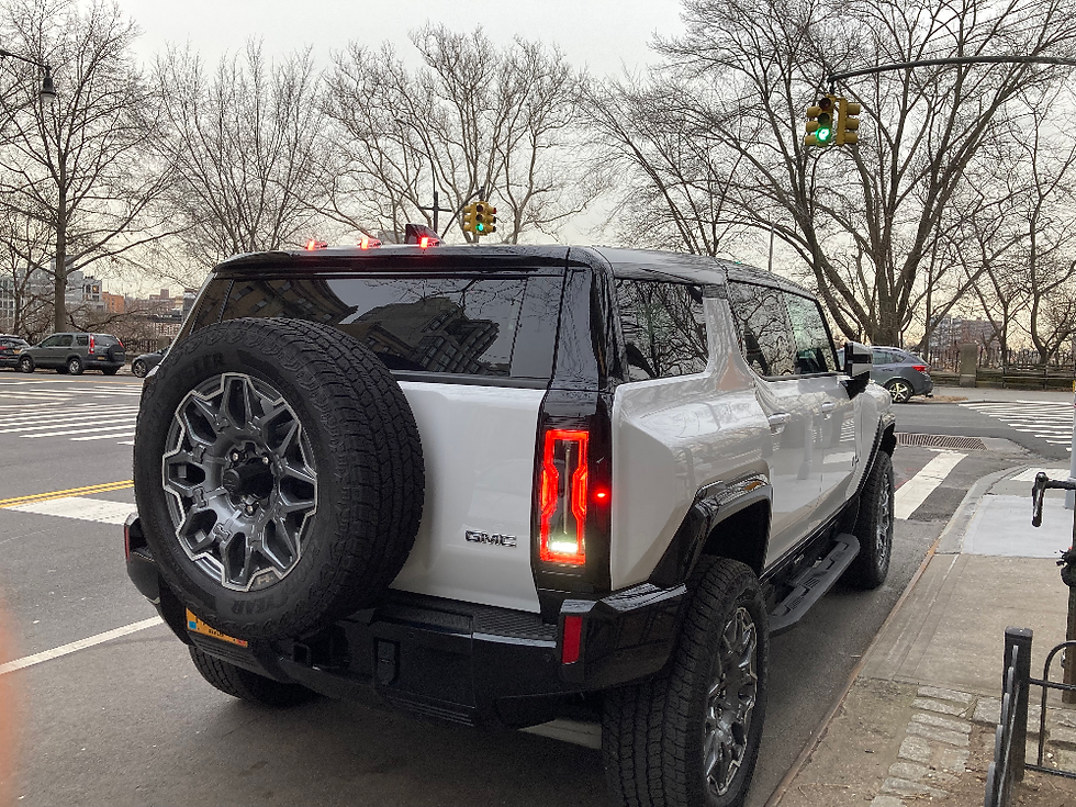 Exterior del Hummer EV 2025