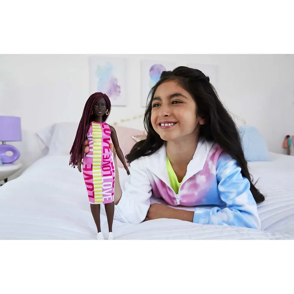 Thumbnail: Barbie Fashionistas Doll #189 in Sleeveless Dress with Curvy Body, Crimson Braids & Accessories