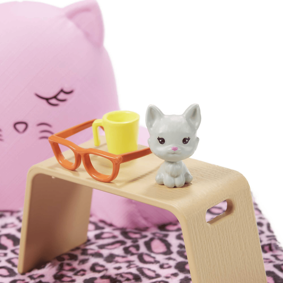 Barbie Doll Lounge Accessory Pack with 6 Pieces, Cozy Pillow, Blanket, Pet Cat & More, Multicolor