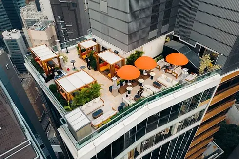 Here-are-the-coolest-rooftop-bars-in-Hong-Kong-for-incredible-views-and-drinks-2-1024x683