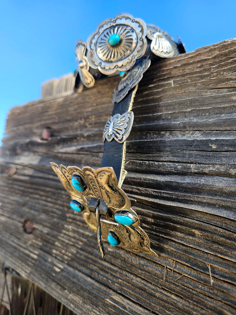 Thumbnail: Esparanza VINTAGE turquoise Petit Concho Belt