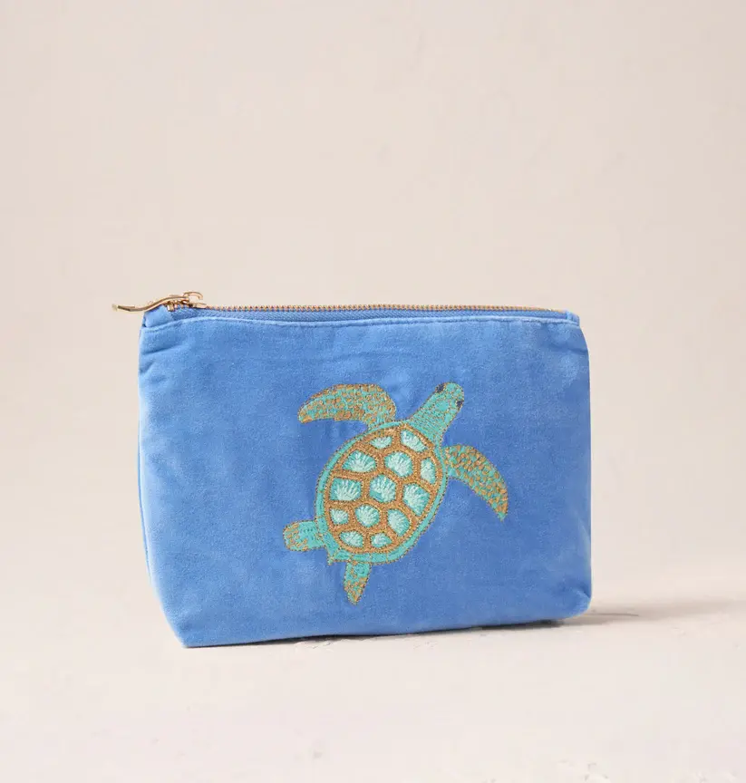 ELIZABETH SCARLETT Turtle Conservation Mini Pouch