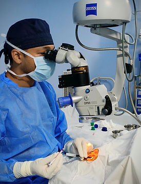 Intravitreal anti-VEGF eye injection in Delhi NCR for macular degeneration, given in operation theatre by Dr. Mayank Bansal