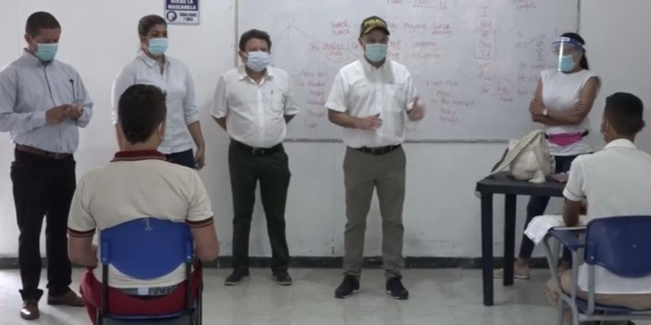 DOCENTES AMENAZADOS EN SUCRE