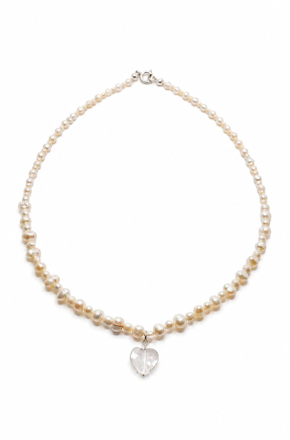 Naszyjnik z naturalnych pereł z zawieszką w kształcie transparentnego, kryształowego serca NASZYJNIK RAW HEART CLEAR SILVER.