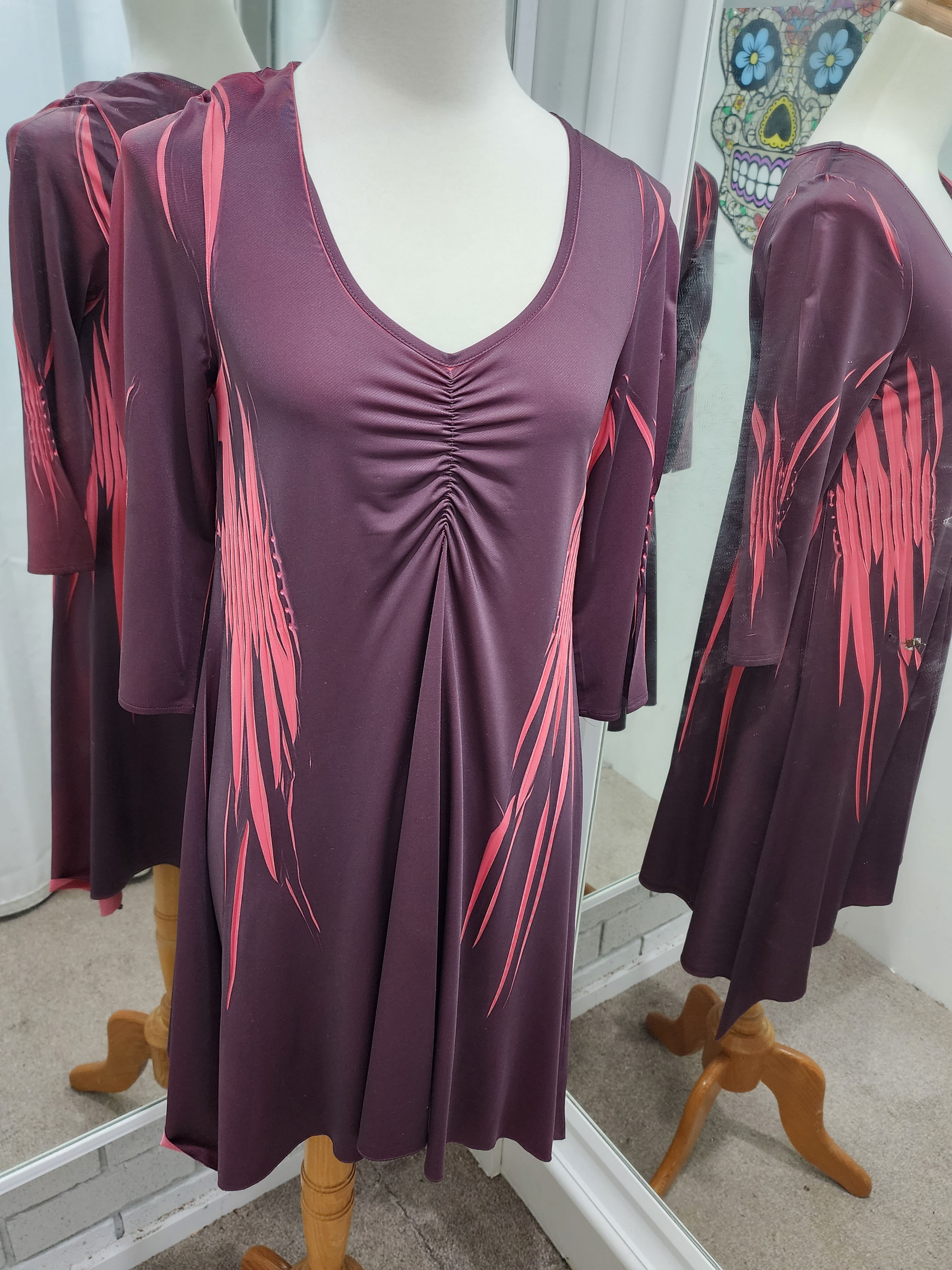 Ladies Flower Dress. Size S
