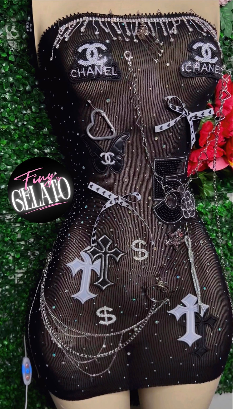 Thumbnail: Chanel dress 