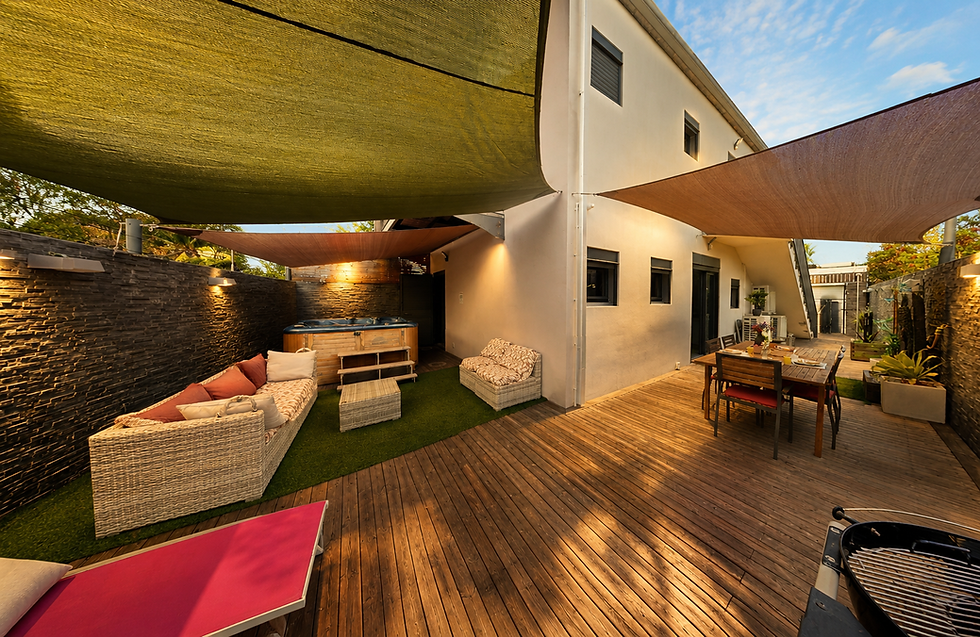 DECK TALA