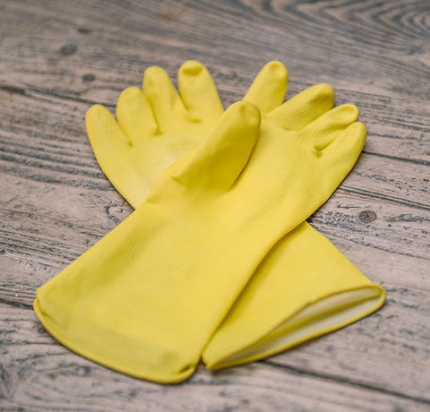 Children s yellow rubber glove Pack of 10. Price includes P P