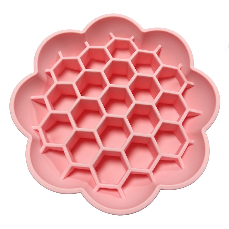 Thumbnail: Pet Silicone Slow Feeder -Sunflower Shaped Dog Bowl