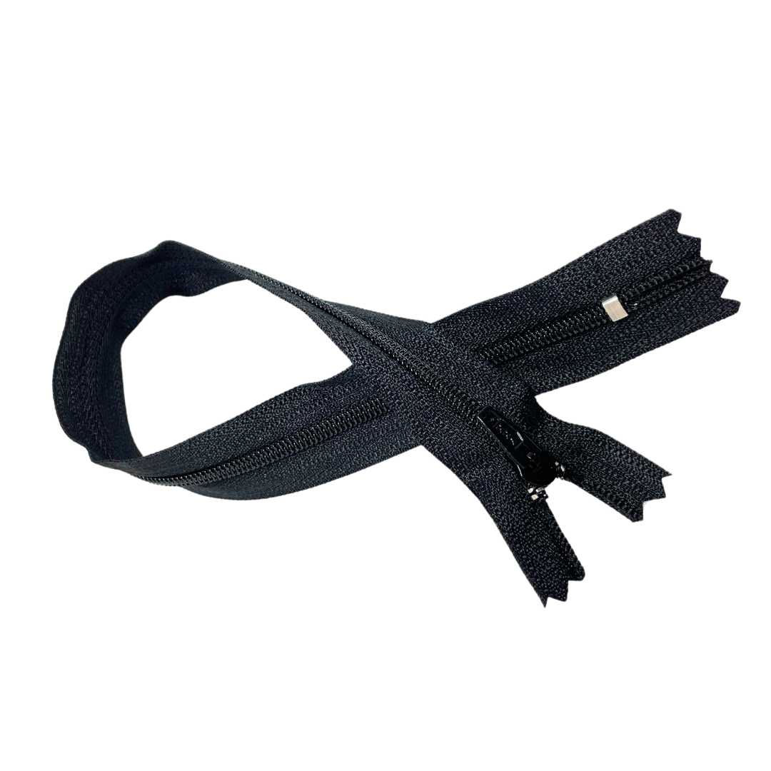 ZIPPER 22" NEGRO 580 YKK CFC-32 POLIESTER