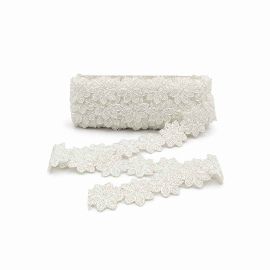 ENCAJE APLICACION D795 BLANCO 4.5CM 9.14MT/PAQ