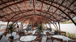 BEACH RESTAURANT AT THE CÔTÉ D’AZUR