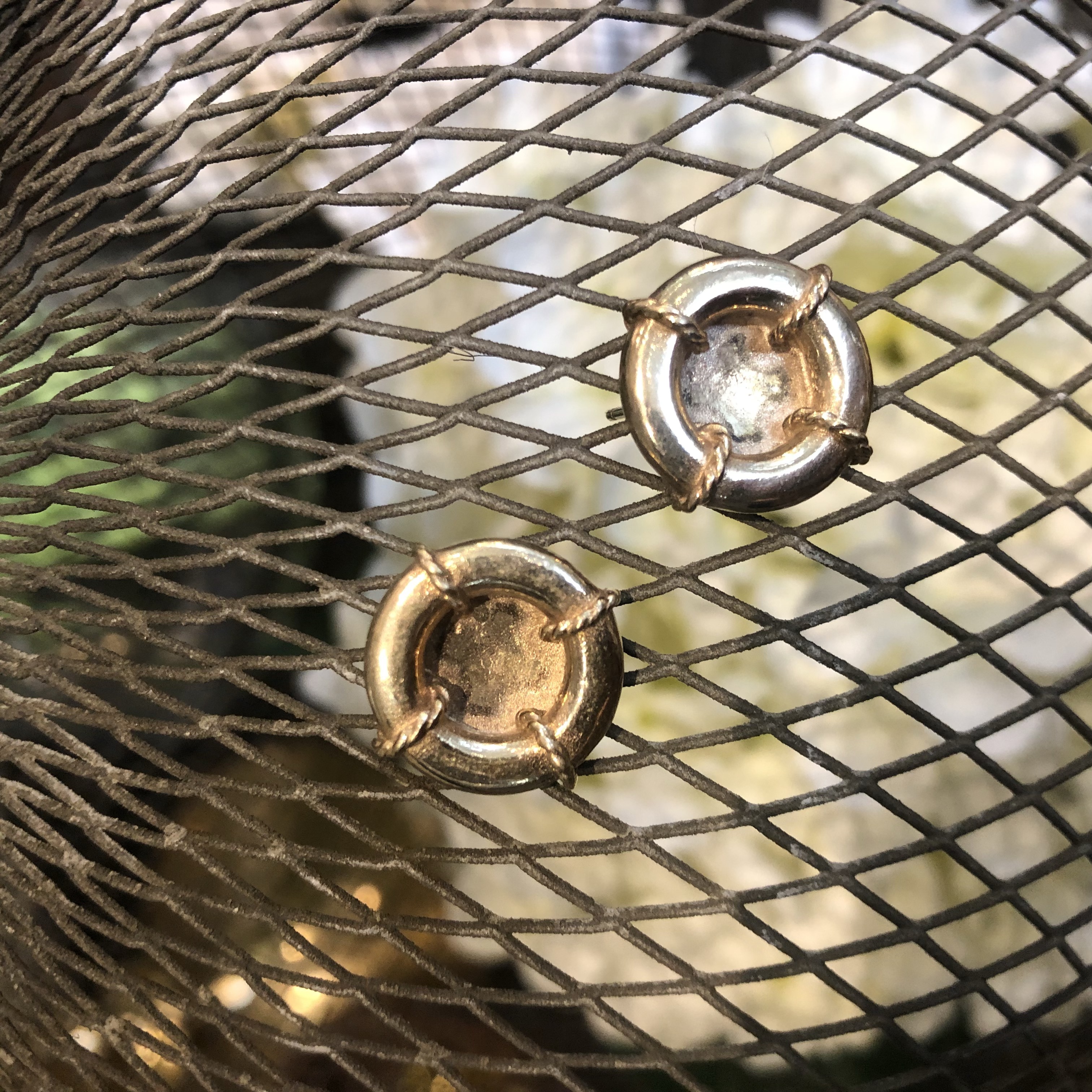 Solid gold life Boy Earings