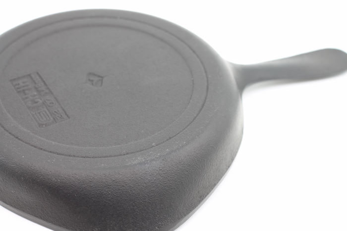 Thumbnail: Cast-iron mini pan - Sori Yanagi
