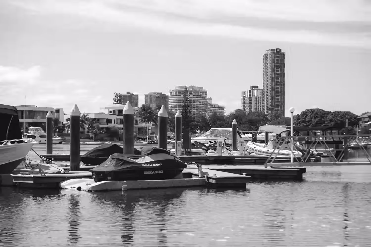 Canal-front houses in Broadbeach Waters, Gold Coast