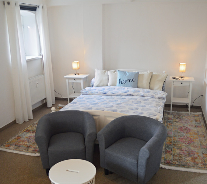 Gutshaus Neu Necheln_Schlafzimmer3 UG (2)_edited.jpg
