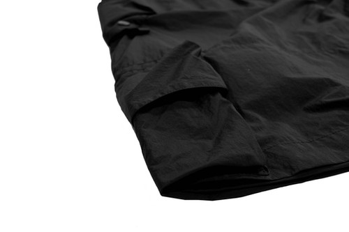 ARCHIVAL REINVENT TEFLON® KNEE HIDDEN POCKET SHORTS / BLACK