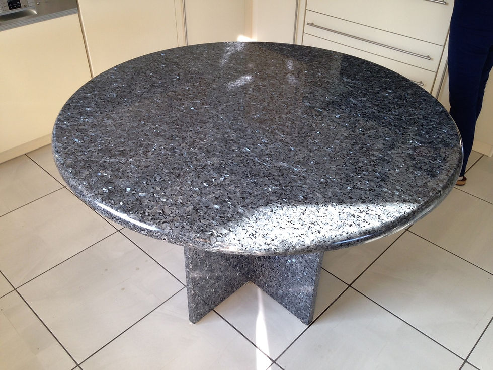 Table en granit Labrador Bleu