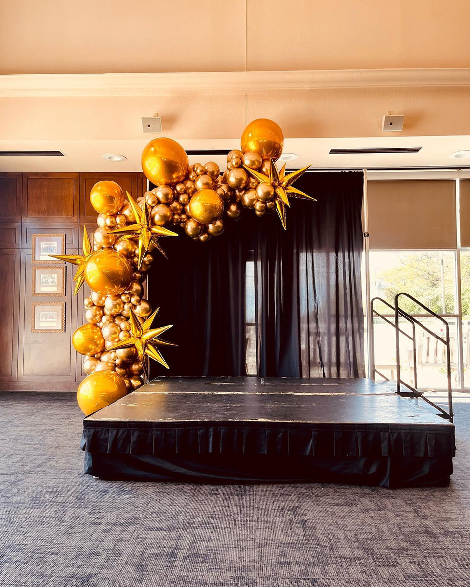 Gold Balloon Garland