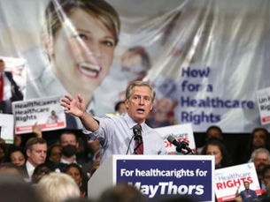 Warren Toughens Private-Equity Bill, Aiming to Prevent Healthcare Abuses