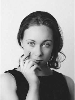 LAURA'S DANCE PORTFOLIO