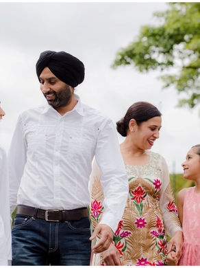 THE RAI FAMILY PHOTO SHOOT - Birmingham Family Photo's in Sandwell Valley Country Park