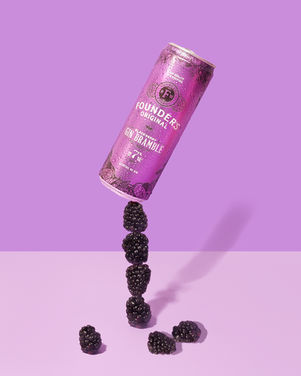 Can product photography