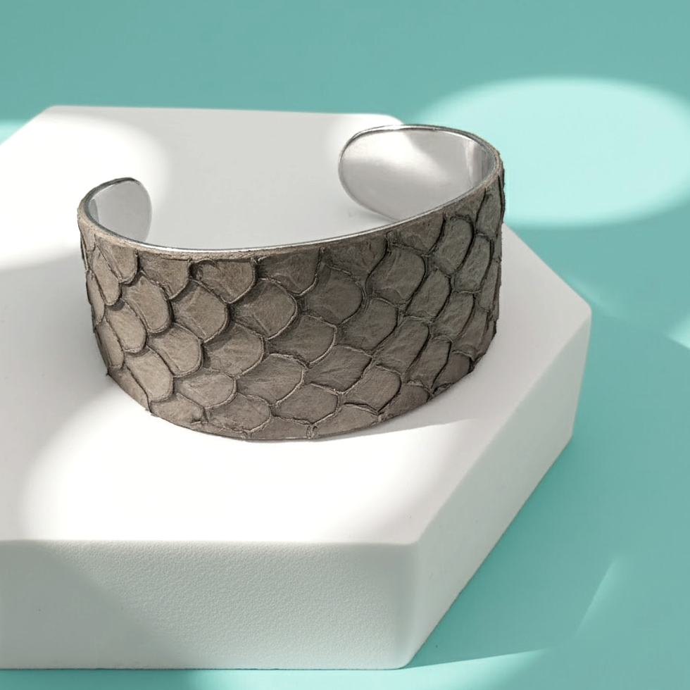 Miniature : Bracelet manchette TILAPIA gris
