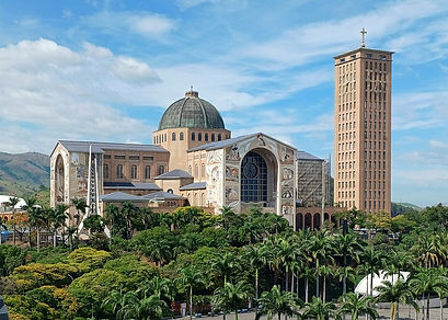 Santuário_Nacional_de_Aparecida.jpg