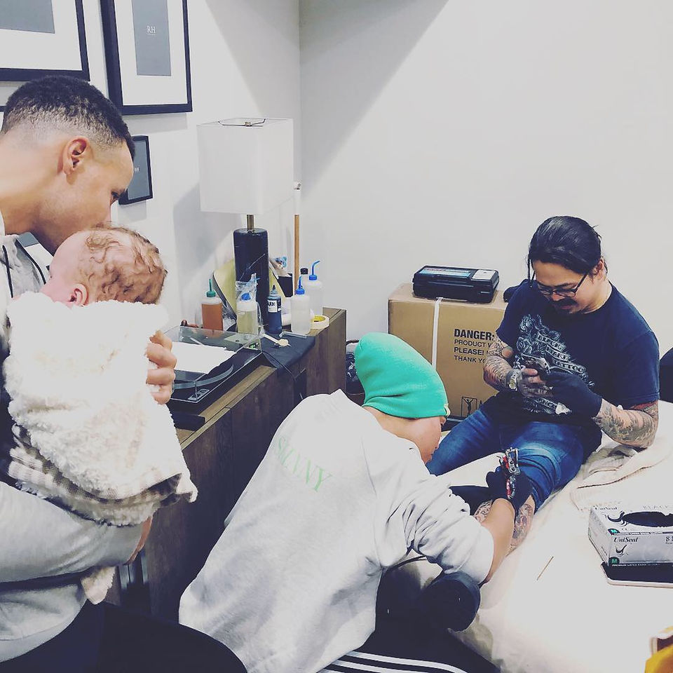 Ayesha tattoos Nino