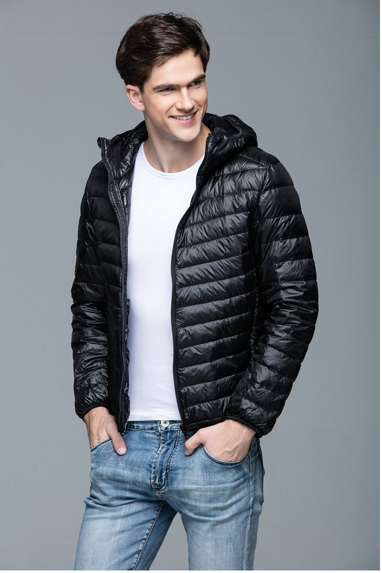 Miniatura: Chaqueta Hombre Negro con gorro