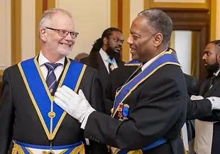 freemasons-lodge-meeting_0.jpg.webp