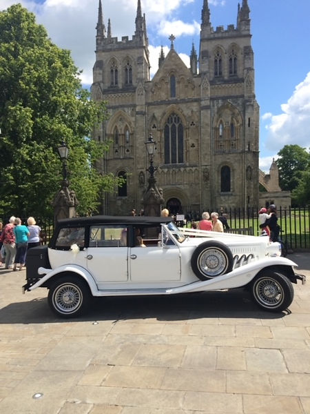White vintage car.jpeg