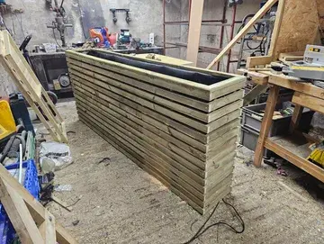 slatted planter