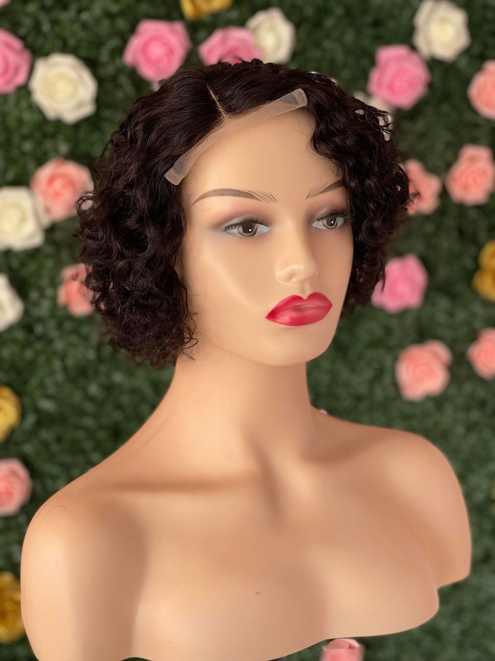 Thumbnail: Lacey
