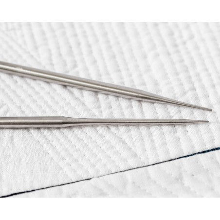 Miniature : tiges métalliques biseautées et pointues