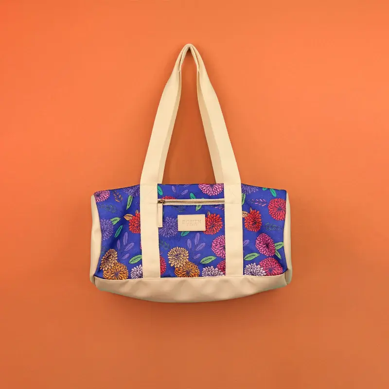 Sac à projet ou de voyage bleu fleuri rouge et rose