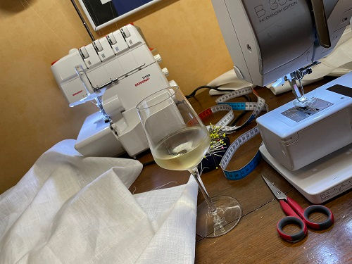 Piqués de couture ? C'est ici qu'on raconte