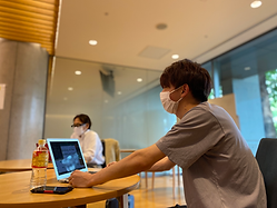 坪田先生インタビュー写真3.HEIC