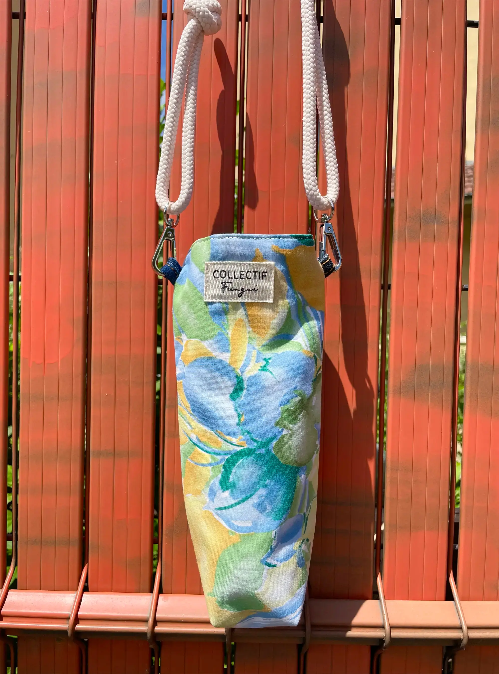 Porte-gourde Fleuri