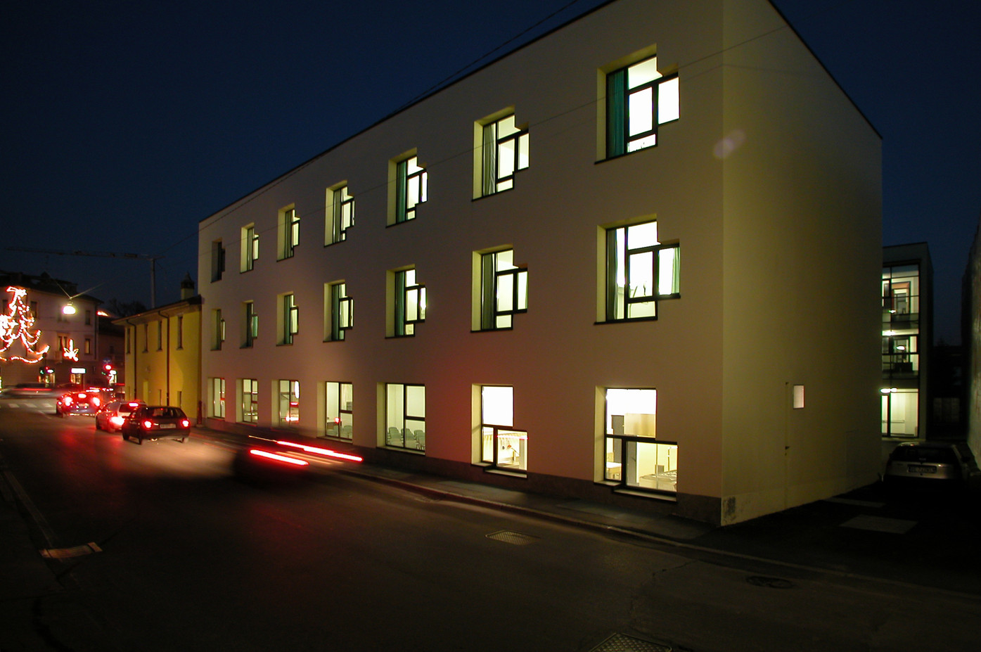 2002_0204 (4).jpg