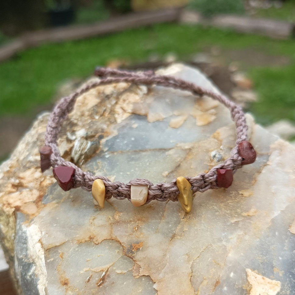 Pulseira com Mookaite