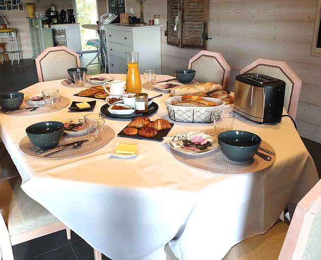 363849713_624809069748206_12363600042509