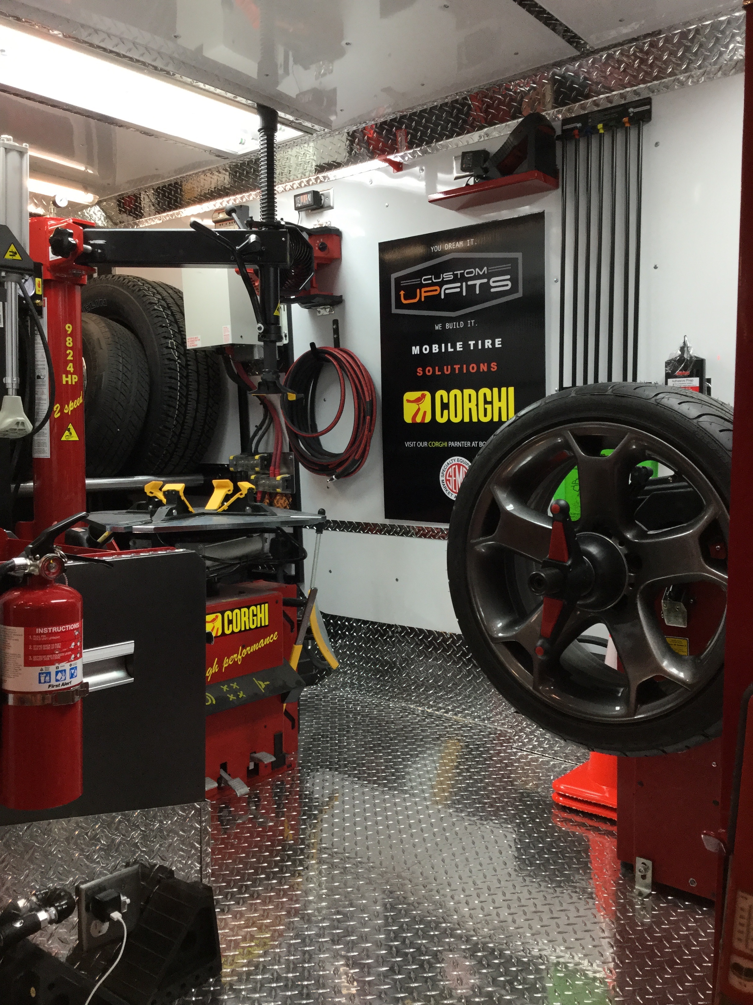 Mobile Tire Service >> Custom Upfits Mobile Tire Installation Mobile Tire Service >> Custom Upfits Mobile Tire Installation