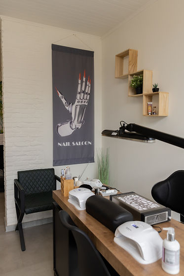 Nailsaloon 4