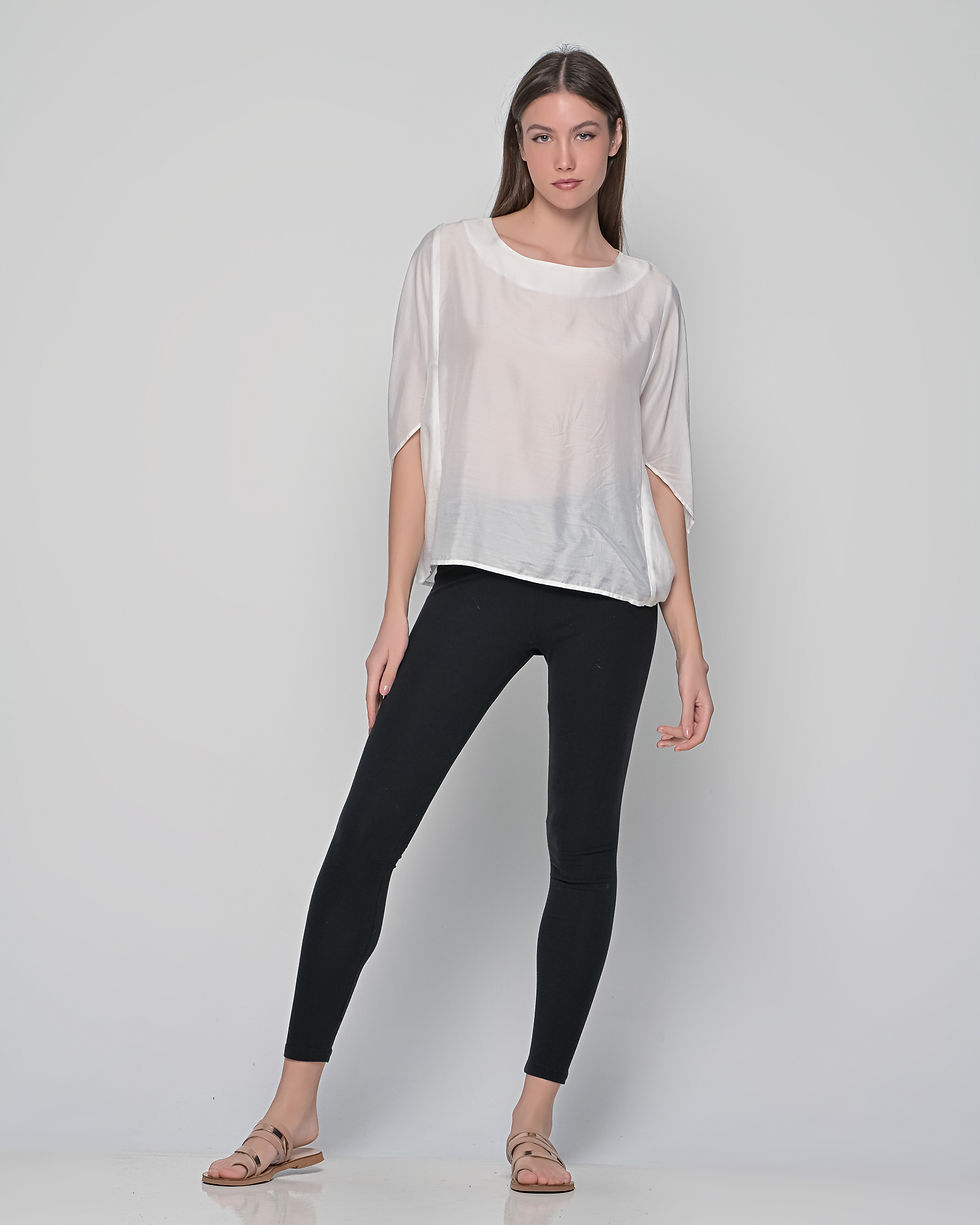Thumbnail: Solid color blouse with crew neck, asymmetrical 3/4 sleeves, soft texture, regular fit, 100% satin.
