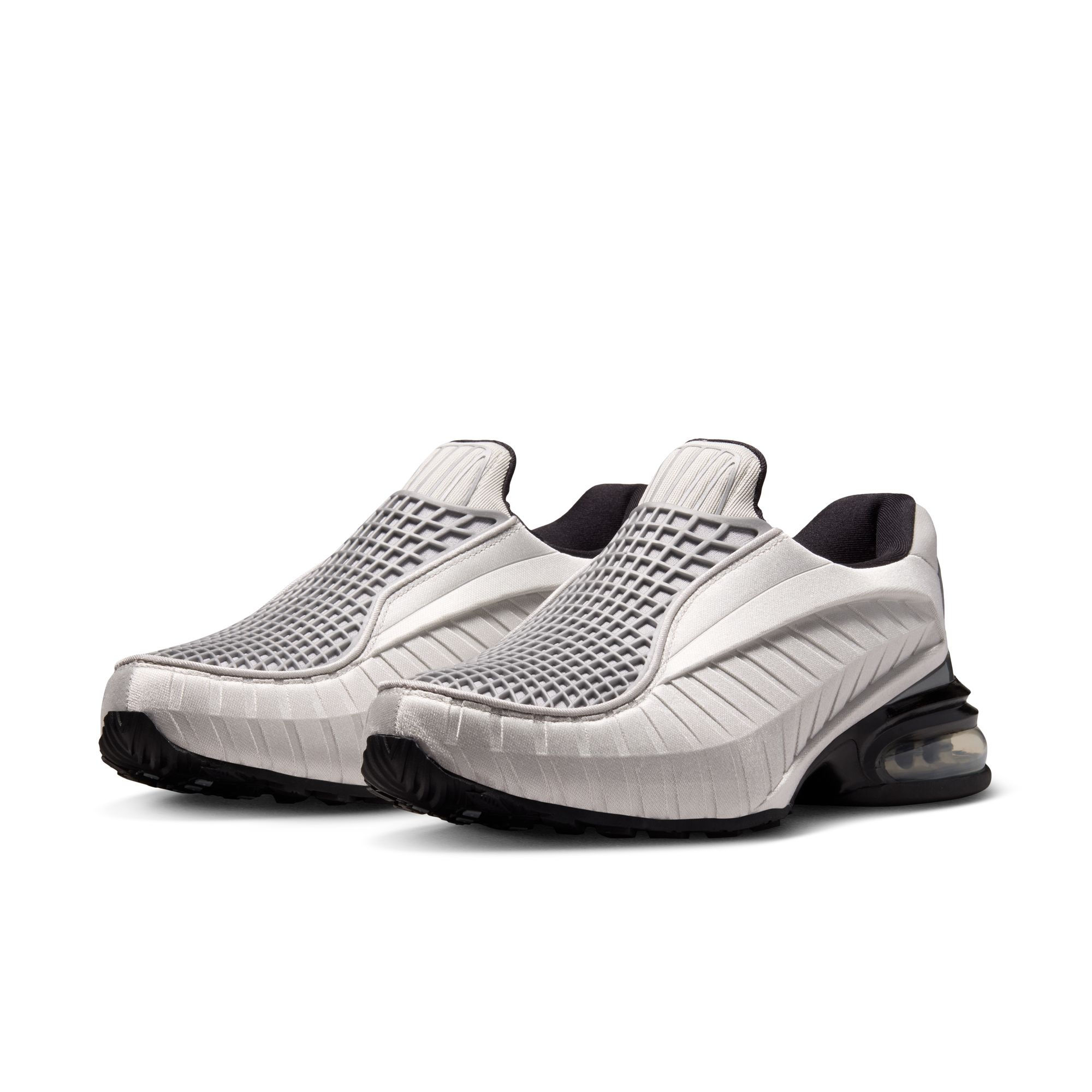 NIKE / AIR MAX DOLCE / METALLIC SILVER